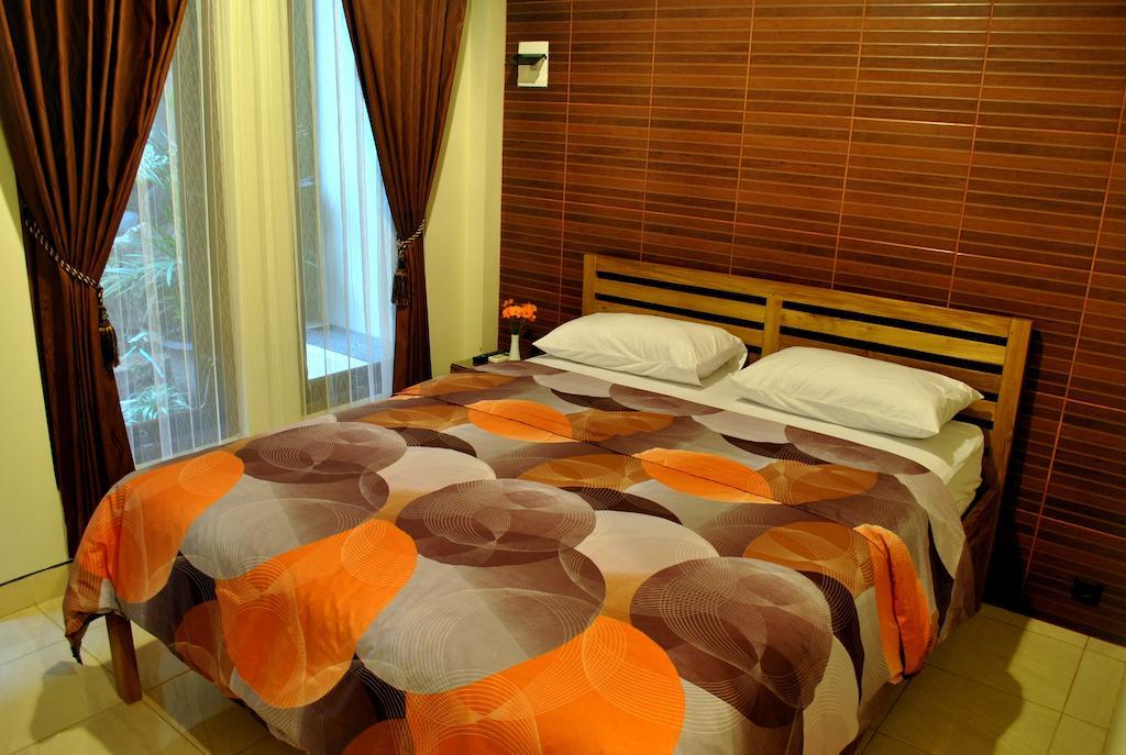 Aloha Hotel Yogyakarta Chambre photo