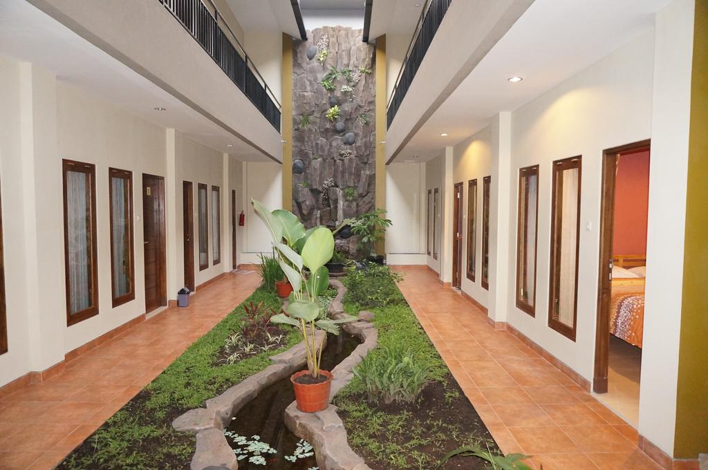 Aloha Hotel Yogyakarta Extérieur photo