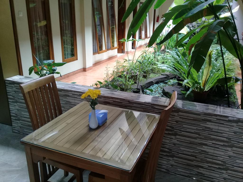 Aloha Hotel Yogyakarta Extérieur photo