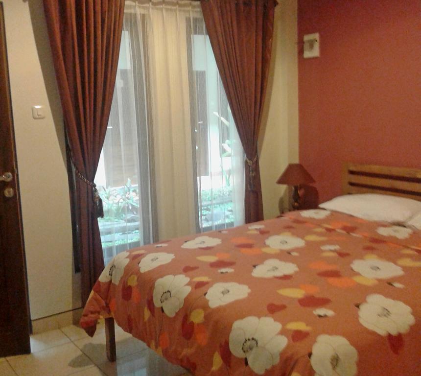 Aloha Hotel Yogyakarta Extérieur photo