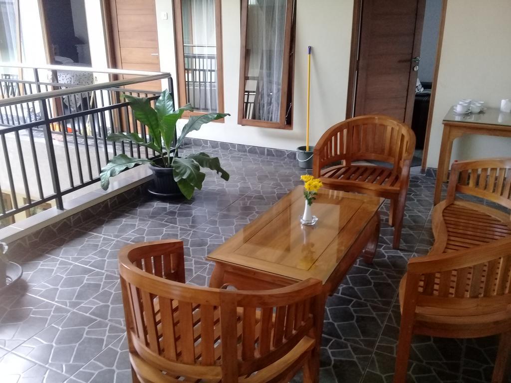 Aloha Hotel Yogyakarta Extérieur photo