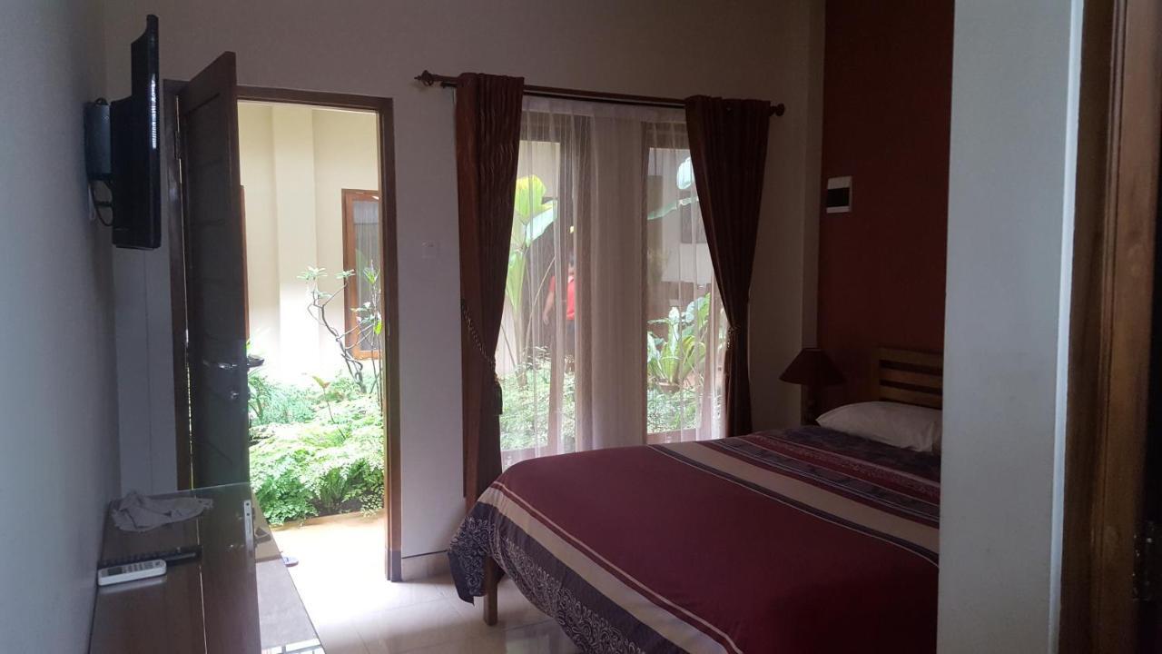 Aloha Hotel Yogyakarta Extérieur photo
